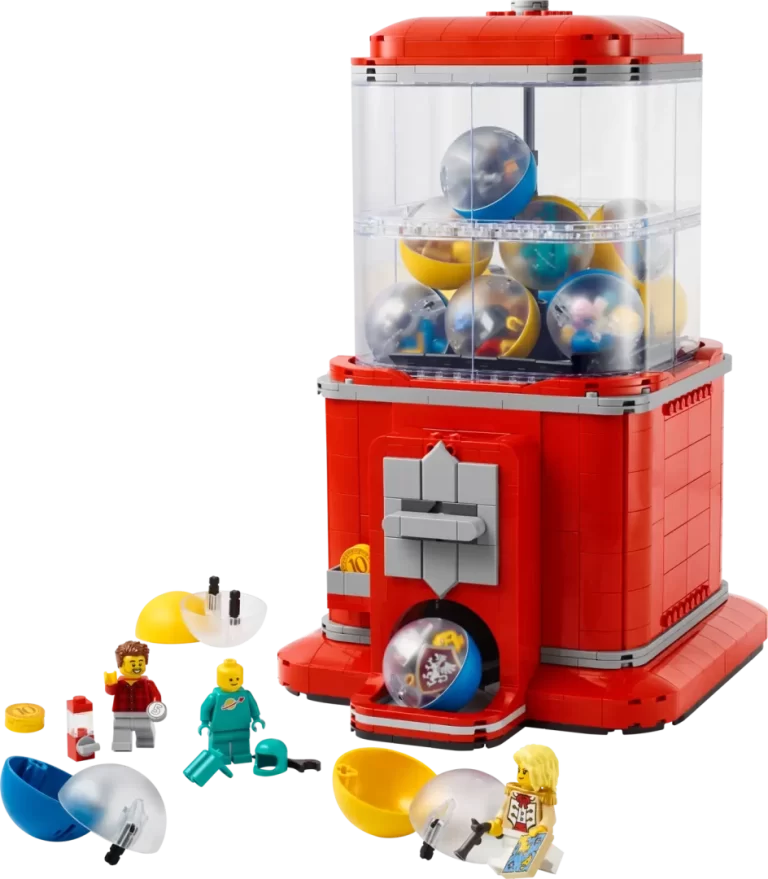 LEGO® Ideas 21358 Minifigure Vending Machine Review — A Tiny Mechanical Delight