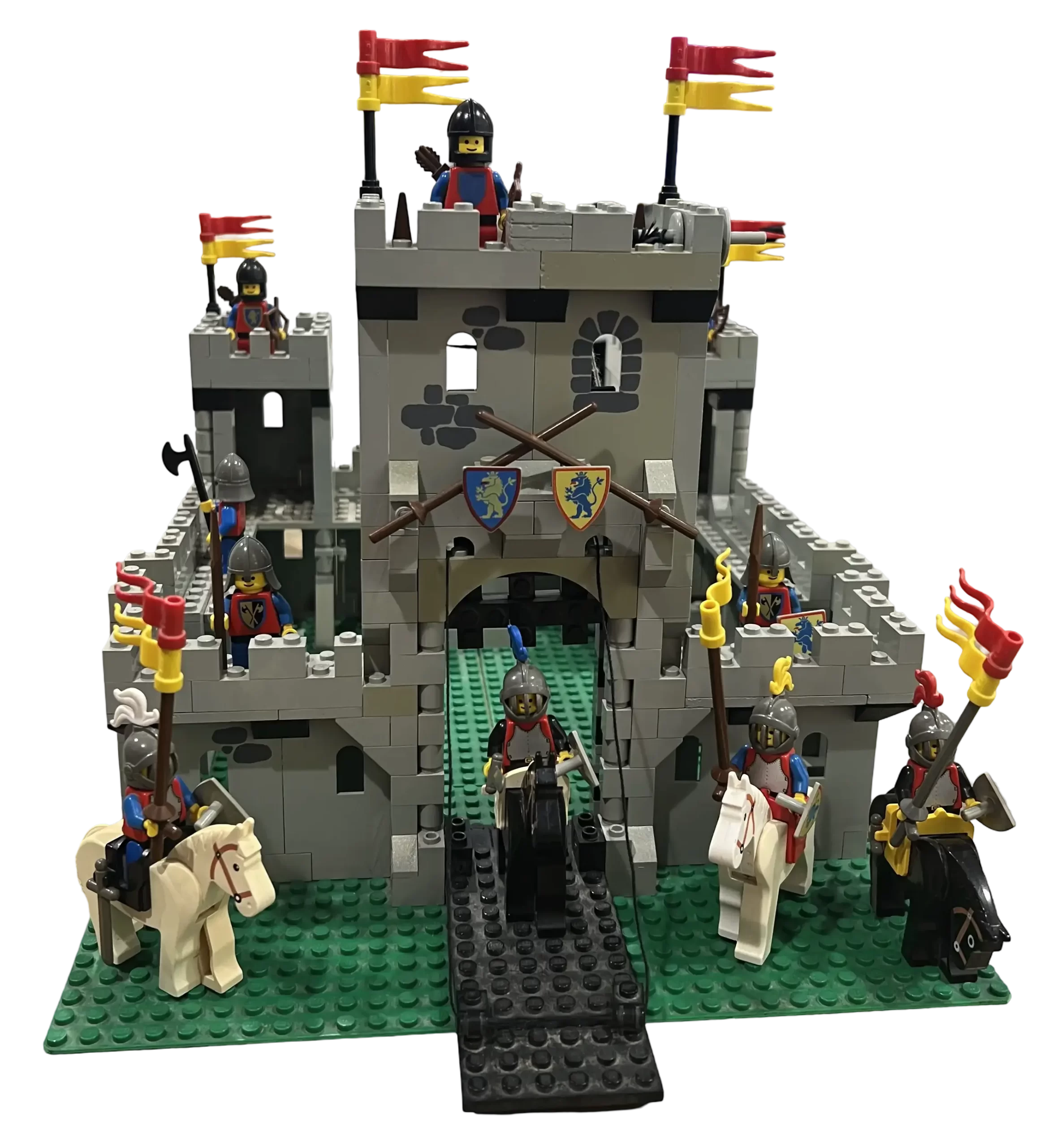 lego-6080-kings-castle-hero-1- 